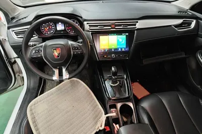 Roewe i5