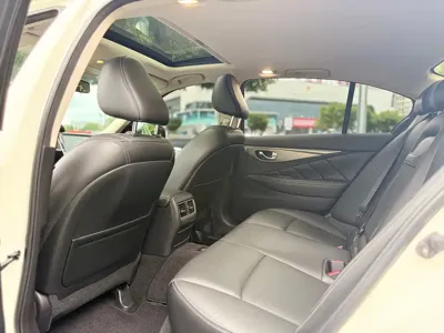 Infiniti Q50L