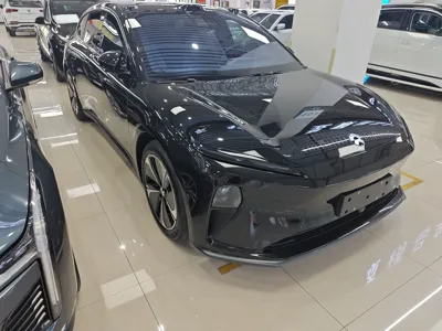 Nio ET5T