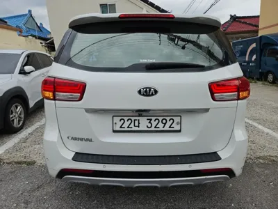 Kia Canival