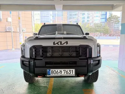 Kia Tasman