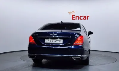 Genesis EQ900