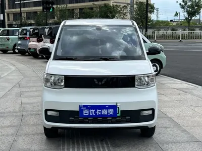 Wuling MINIEV