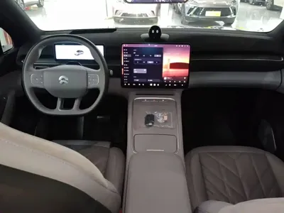 Nio EC6