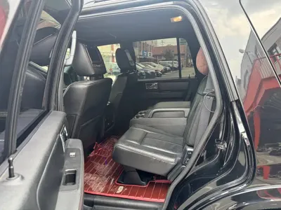 Lincoln Navigator