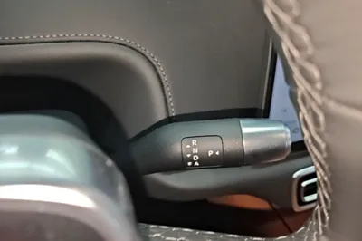 Li Auto L6