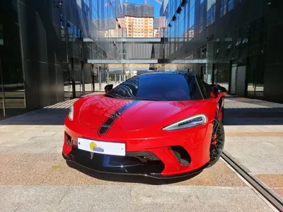McLaren GT