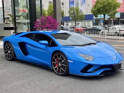 Lamborghini Aventador