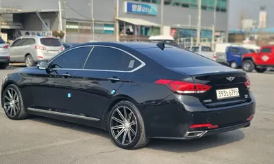 Hyundai Genesis