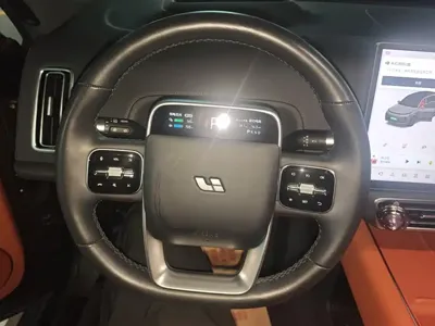 Li Auto Li L8