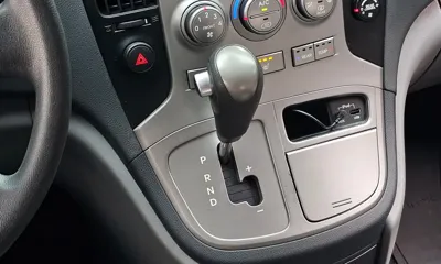 Hyundai Starex