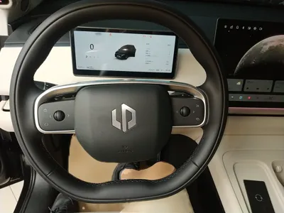 Leapmotor C16