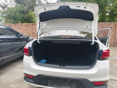 Kia K2