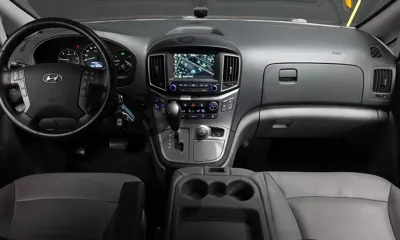 Hyundai Starex