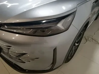 BAIC X7