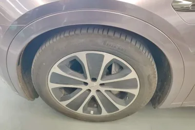 Hima Luxeed R7