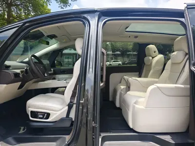 Li Auto Li MEGA