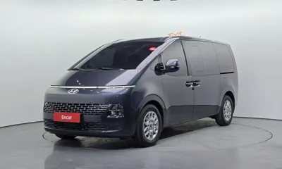 Hyundai Staria
