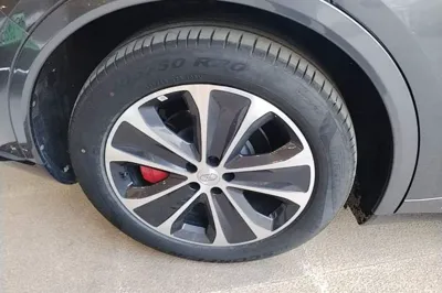Hima Luxeed R7