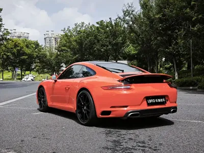 Porsche 911