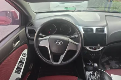 Hyundai Verna Ray