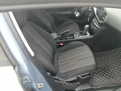 Peugeot 308S