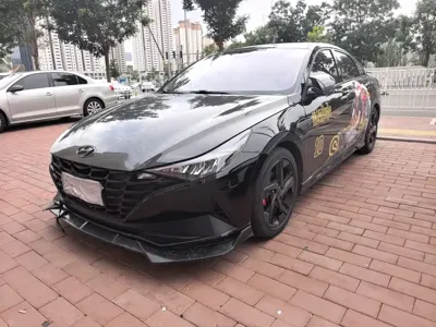 Hyundai Elantra