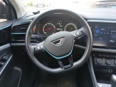 Jetta VS5