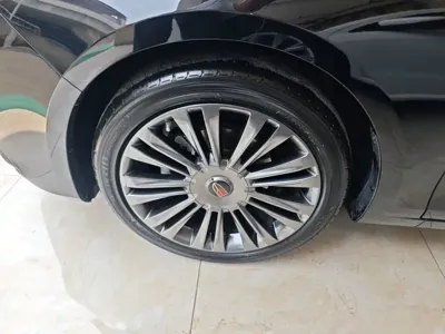 Hongqi Hongqi H5