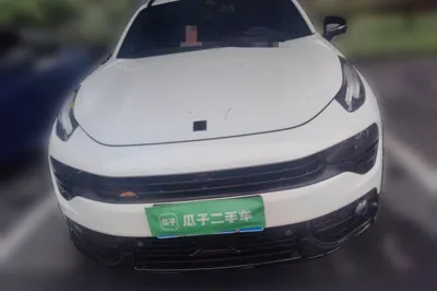 Lynk & Co 02