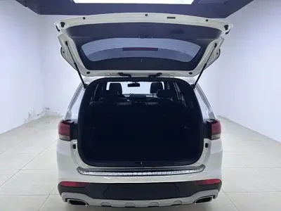Kia KX7