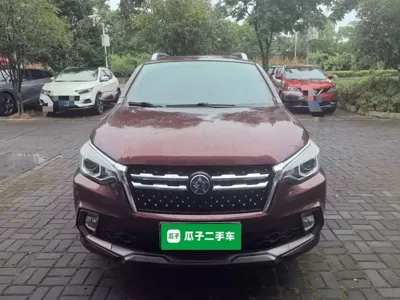 Venucia T70