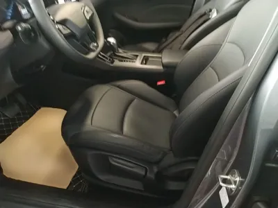 Roewe i5