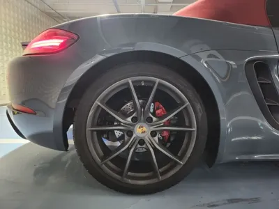 Porsche 718