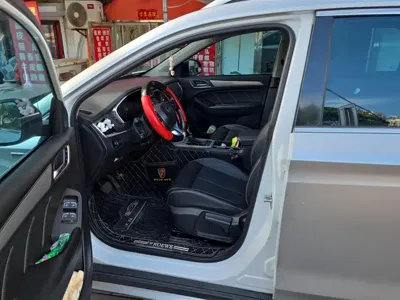 Roewe RX5