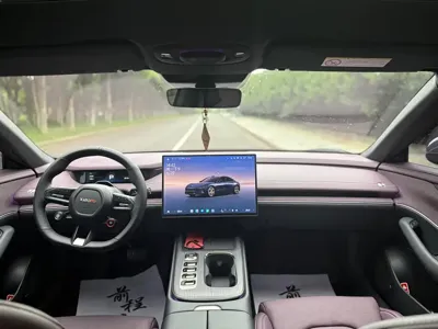 Xiaomi SU7