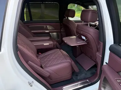 Nio ES8