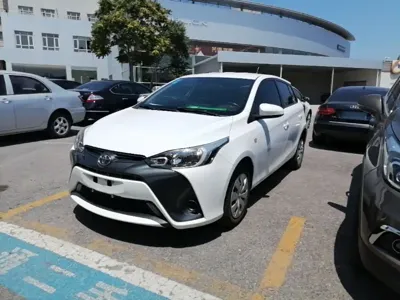 Toyota Yaris L