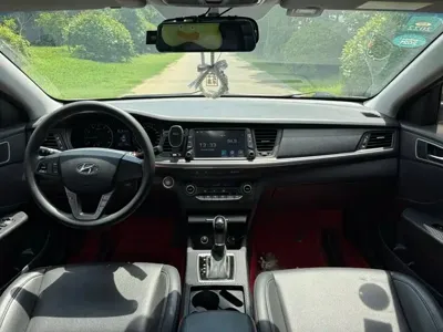 Hyundai Mistra