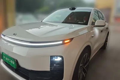 Li Auto L6