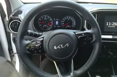 Kia kx1 Stonic