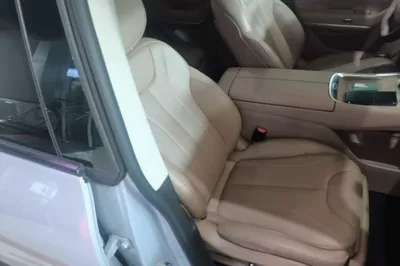 Leapmotor C11