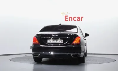 Genesis EQ900