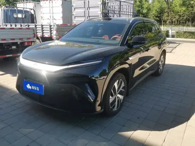 BYD 唐L