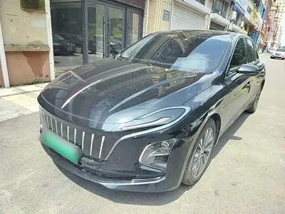 Hongqi Hongqi E-QM5