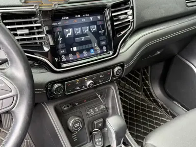 Jeep Commander PHEV