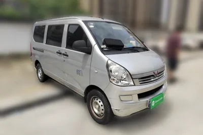 Wuling Rongguang S