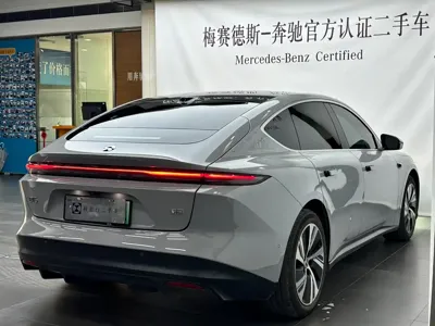 Nio ET5