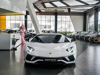 Lamborghini Aventador