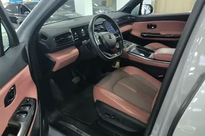 Nio EC6